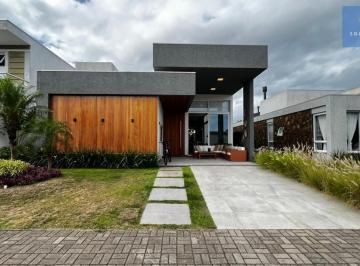 Casa · 4 Quartos · 2 Vagas · Casa mobiliada e decorada no Condomínio Sea Coast