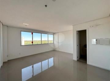 Comercial · 29m² · 1 Vaga · Salas à venda em Centro - RS