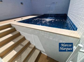 Casa de 4 quartos, Santos · Casa com piscina e espaço gourmet com churrasqueira no Embaré