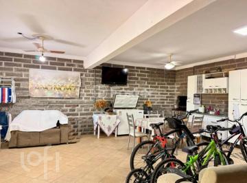 fb0f906c · Casa, 3 dormitórios, 365.55 m², em São José