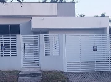Fachada · Casa nova, 4 quartos, suíte, escritório, com piscina, proximo a UFSM