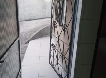 Casa de 2 quartos, Salvador · Alugo um Casa 2/4 em Pernambués Jardim Brasília