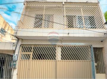 Casa · 322m² · 10 Quartos · 2 Vagas · CASA DE TRÊS PAVIMENTOS À VENDA NO BAIRRO DA PEDREIRA