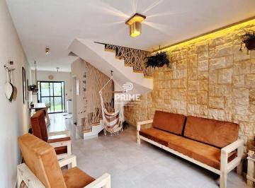 Casa de 2 quartos, Caraguatatuba · Sobrado mobiliado à venda, 2 Dormitórios por R$450.000,00 Golfinhos - Caraguatatuba/SP