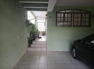 Casa de 3 quartos, São Paulo · Sobrado 3 Dorms com Suíte, Edícula e 2 Vagas em Localização Estratégica