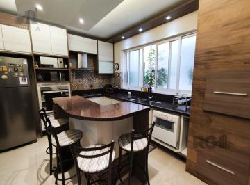 Apartamento · 113m² · 3 Quartos · Apartamento 3 dormitórios com churrasqueira no Bom Fim
