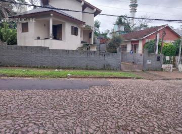 Casa · 305m² · 5 Quartos · 2 Vagas · Casa ampla 5 D E 4 Banheiros, 2 vagas - Sta Tereza - Porto Alegre