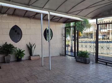 Casa · 240m² · 4 Quartos · 3 Vagas · Casa com 4 dormitórios, na avenida Bernardinho Silveira Amorim, Rubem Berta