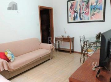 Apartamento · 56m² · 2 Quartos · Apartamento no Menino Deus de 2 dormitórios e dependência térreo com pátio