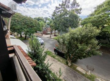 Casa · 105m² · 3 Quartos · 1 Vaga · Casa com 03 quartos e 01 vaga no Bairro Cristal