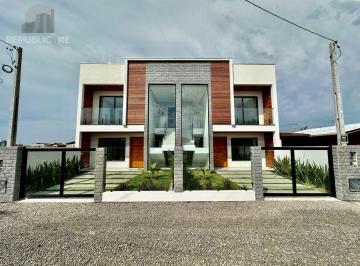 Casa · 89m² · 2 Quartos · 1 Vaga · Casa com duas suítes na Praia Azul em Passo de Torres à 150 metros do mar.