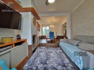 Casa · 233m² · 4 Quartos · 3 Vagas · Casa 4 quartos no bairro Partenon, em Porto Alegre