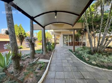 Apartamento · 65m² · 2 Quartos · 1 Vaga · Apartamento dois dormitórios ( uma suíte) garagem/depósito Bairro Menino Deus
