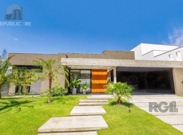 Casa · 380m² · 3 Quartos · 3 Vagas · Casa térrea com piscina, no Condominio Terra Ville com 380,27m2 e 3 suites.