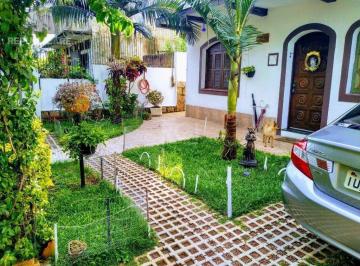 Casa · 240m² · 3 Quartos · 3 Vagas · Casa para Venda - 240m², 3 dormitórios, 3 vagas - Teresópolis