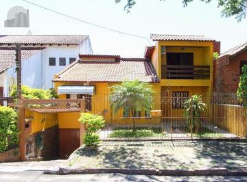 Casa · 307m² · 4 Quartos · 2 Vagas · Casa 04 dormitórios, 02 suítes, living 02 ambientes