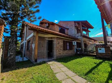 Casa · 162m² · 5 Quartos · 3 Vagas · Casa Espetacular na Hípica