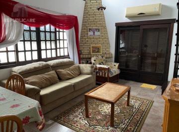 Casa · 330m² · 6 Quartos · 3 Vagas · Casa para Venda - 330m², 6 dormitórios, 3 vagas - Cavalhada