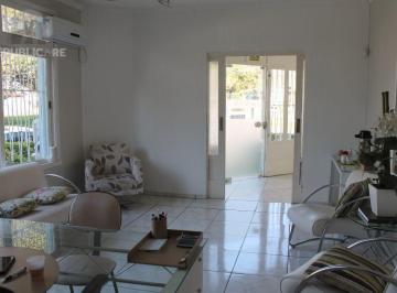 Casa · 221m² · 3 Quartos · 4 Vagas · Casa para Venda - 221m², 3 dormitórios, sendo 1 suites, 4 vagas - Tristeza
