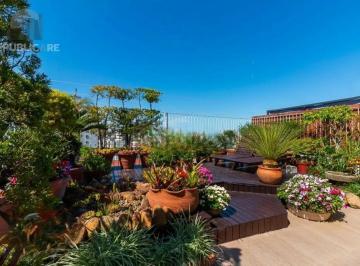 Apartamento · 182m² · 2 Quartos · Cobertura Reformada com Terraço, Espaço Gourmet e Vista da Cidade