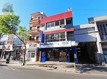 Comercial · prédio comercial, com 03 andares, loja térrea, mais 04 salas.