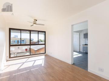Apartamento · 85m² · 3 Quartos · Apartamento 03 dormitórios, sem garagem