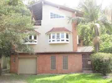 Casa · 330m² · 2 Quartos · 3 Vagas · Linda casa em Belém Novo