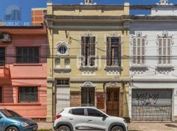 Casa · 490m² · 3 Quartos · Casa para Venda - 490m², 3 dormitórios, sendo 1 suites, Floresta