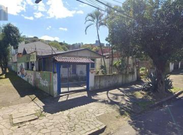Casa · 80m² · 2 Quartos · 2 Vagas · Casa de esquina no bairro Teresópolis