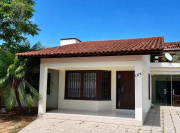 Fachada-casa · Ampla Casa residencial com 4 quartos, 3 banheiros e 1 suíte garagem