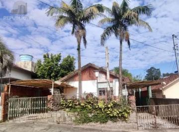Casa · 100m² · 3 Quartos · 3 Vagas · Casa com 3 Quartos e 3 banheiros à Venda, 120 m² por R$ 390.000