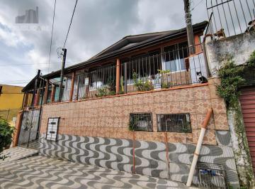 Casa · 200m² · 3 Quartos · 3 Vagas · Casa 3 dormitórios e 3 vagas de garagem.