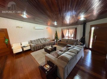 Casa · 220m² · 2 Quartos · 3 Vagas · Casa residencial 234m² , 2 dormitórios no bairro Glória