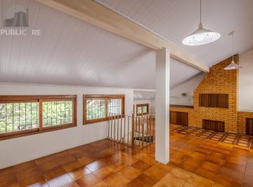 Casa · 210m² · 4 Quartos · 2 Vagas · Casa para Venda - 210m², 4 dormitórios, 2 vagas - Petrópolis