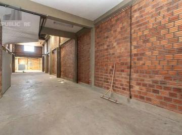 Comercial · 461m² · 2 Vagas · Comercial à venda - em Navegantes