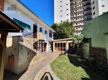 Casa · 250m² · 4 Quartos · 4 Vagas · Casa para Venda - 250m², 4 dormitórios, sendo 1 suites, 4 vagas - Centro