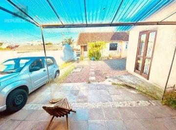 Casa · 124m² · 4 Quartos · 5 Vagas · CASA BAIRRO CAMAQUÃ COM 4 DORMITORIOS