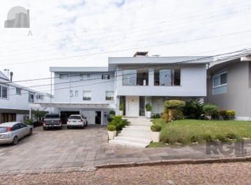 Casa · 564m² · 6 Quartos · 4 Vagas · Casa em condominio . com 6 suites, sendo 3 suítes master com closet e hidro.