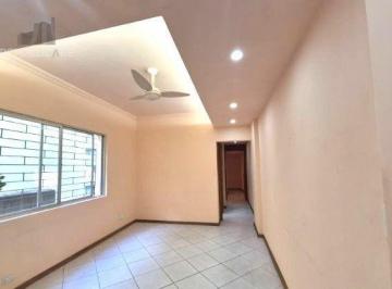 Apartamento · 86m² · 2 Quartos · Apartamento no Centro de 2 dormitórios DESOCUPADO