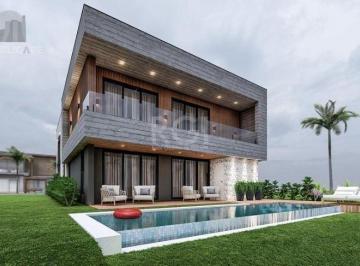 Casa · 441m² · 5 Quartos · 4 Vagas · Casa à venda - no Centro