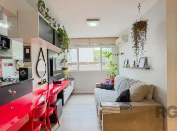 Apartamento · 58m² · 2 Quartos · 1 Vaga · Apartamento a venda no bairro Passo da Areia com dois dormitórios.