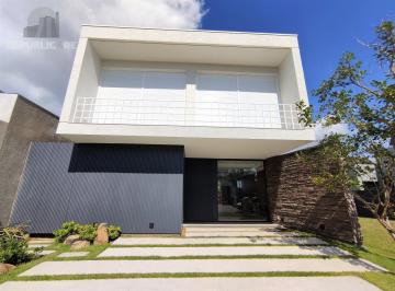 Casa · 226m² · 5 Quartos · 2 Vagas · Casa à venda - em Xangri-Lá