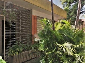 Casa · 280m² · 3 Quartos · 4 Vagas · Casa de 3 dormitórios 4 vagas amplo terreno - Menino Deus