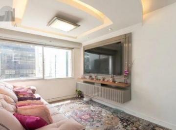 Apartamento · 79m² · 3 Quartos · Cobertura no Centro de 3 dormitórios
