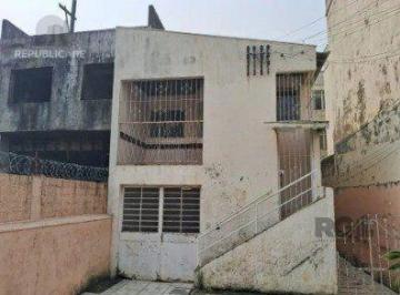 Casa · 95m² · 3 Quartos · 2 Vagas · Casa com 3 dormitórios no bairro Vila Jardim