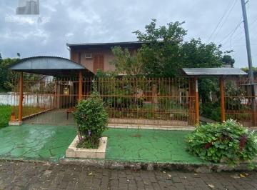 Casa · 170m² · 2 Quartos · 3 Vagas · Ótima casa de dois pavimentos localizada no Bairro Restinga
