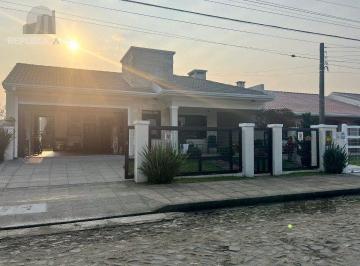 Casa · 165m² · 3 Quartos · 4 Vagas · Casa à venda - no Centro