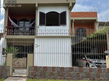 Casa · 150m² · 3 Quartos · 2 Vagas · Casa à venda - na Restinga