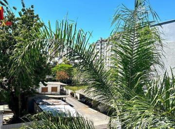 Apartamento · 76m² · 4 Quartos · Apartamento 03 dormitórios no bairro Menino Deus, excelente localização.