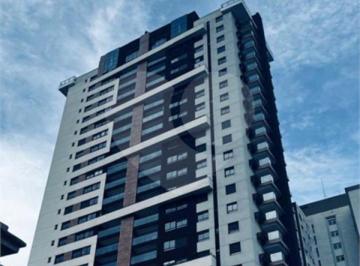 Apartamento de 2 quartos, Curitiba · Apartamento de 67m² com 2 Quartos e Vaga de Garagem no Centro